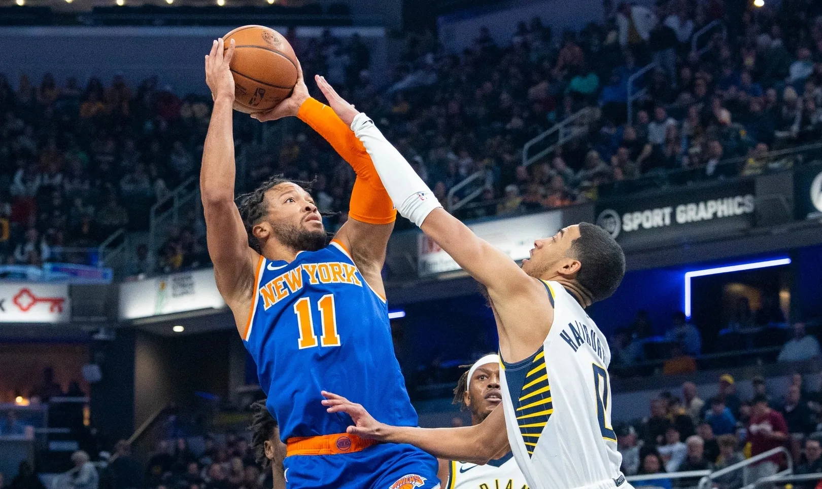 关于步行者胜过太阳，稳居东部前八的信息