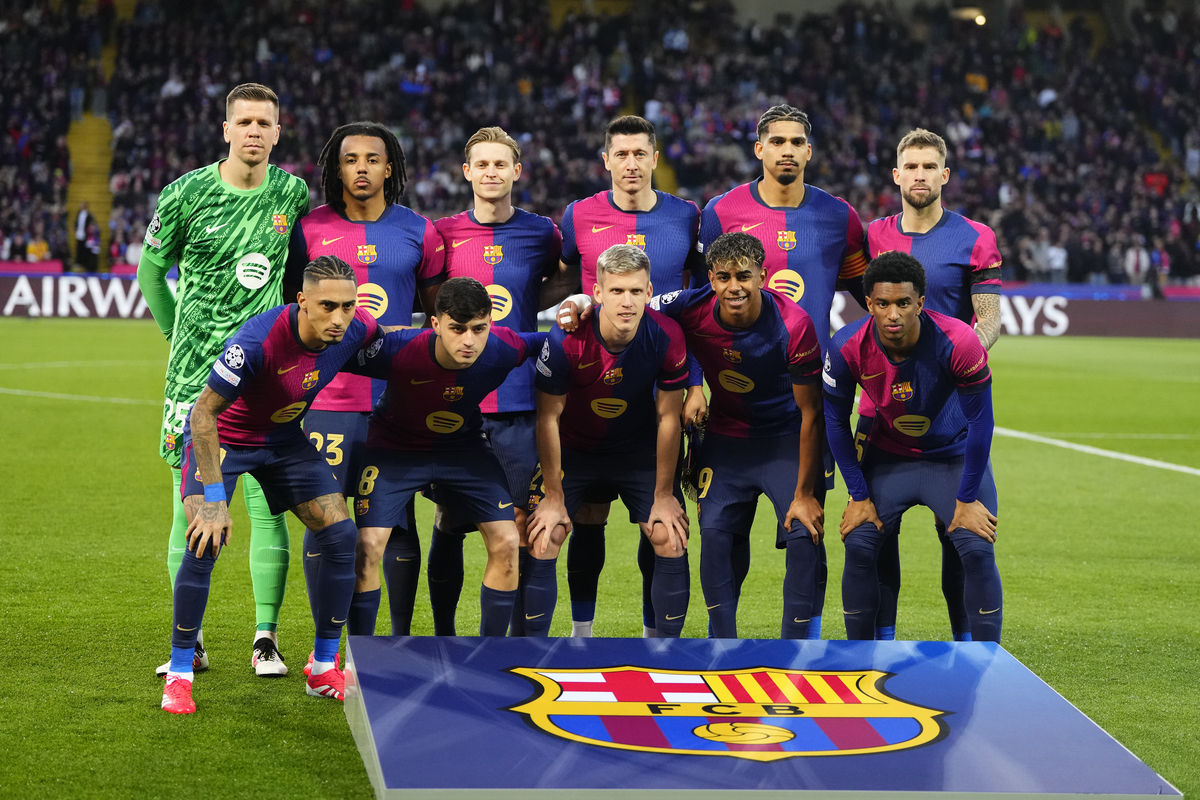 开云体育官网-足球选手刷新世界纪录，震撼全场