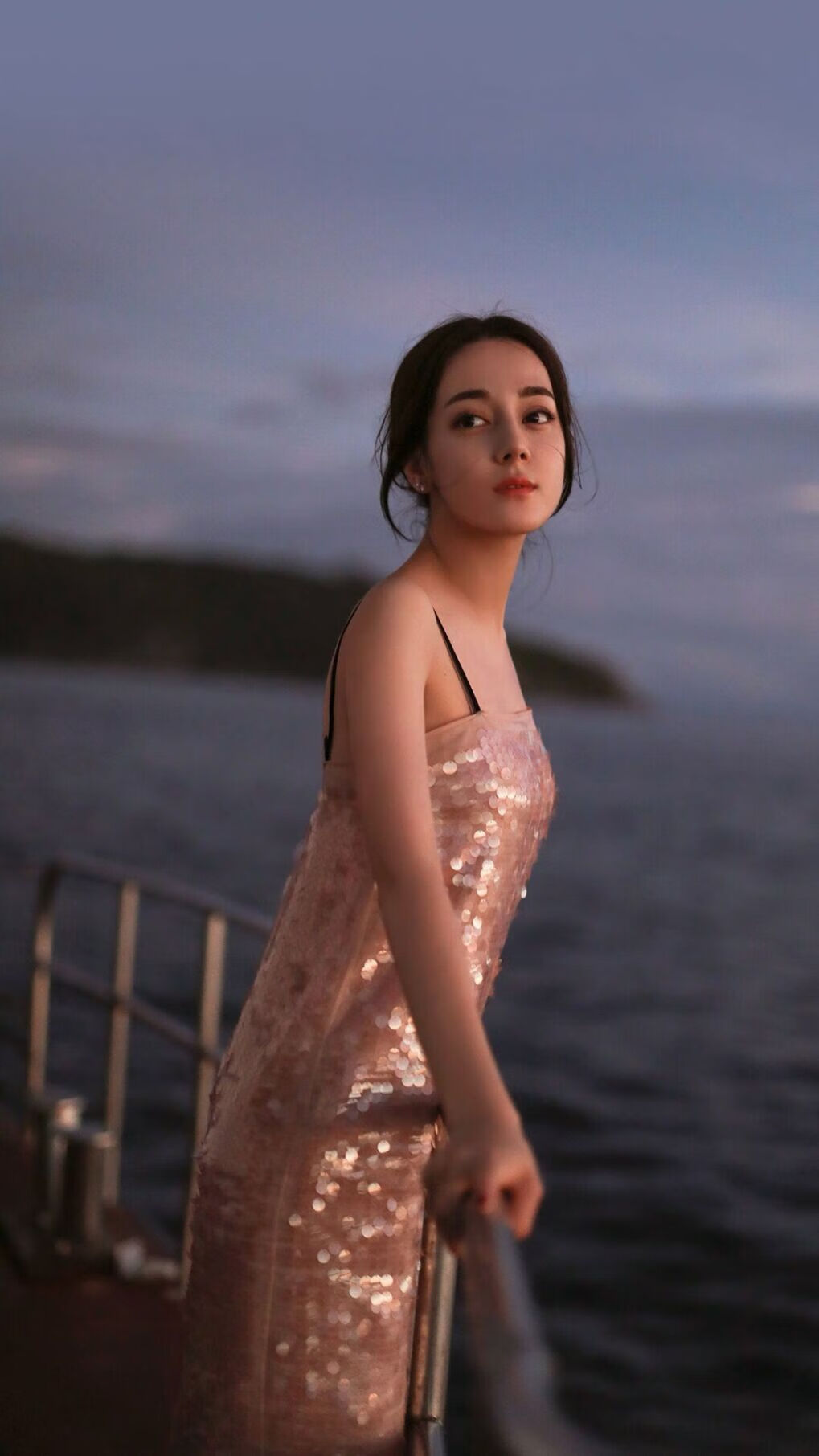 从阿尔及利亚的绝杀到阿尔瓦雷斯的闪耀,足球史诗中的暗物质