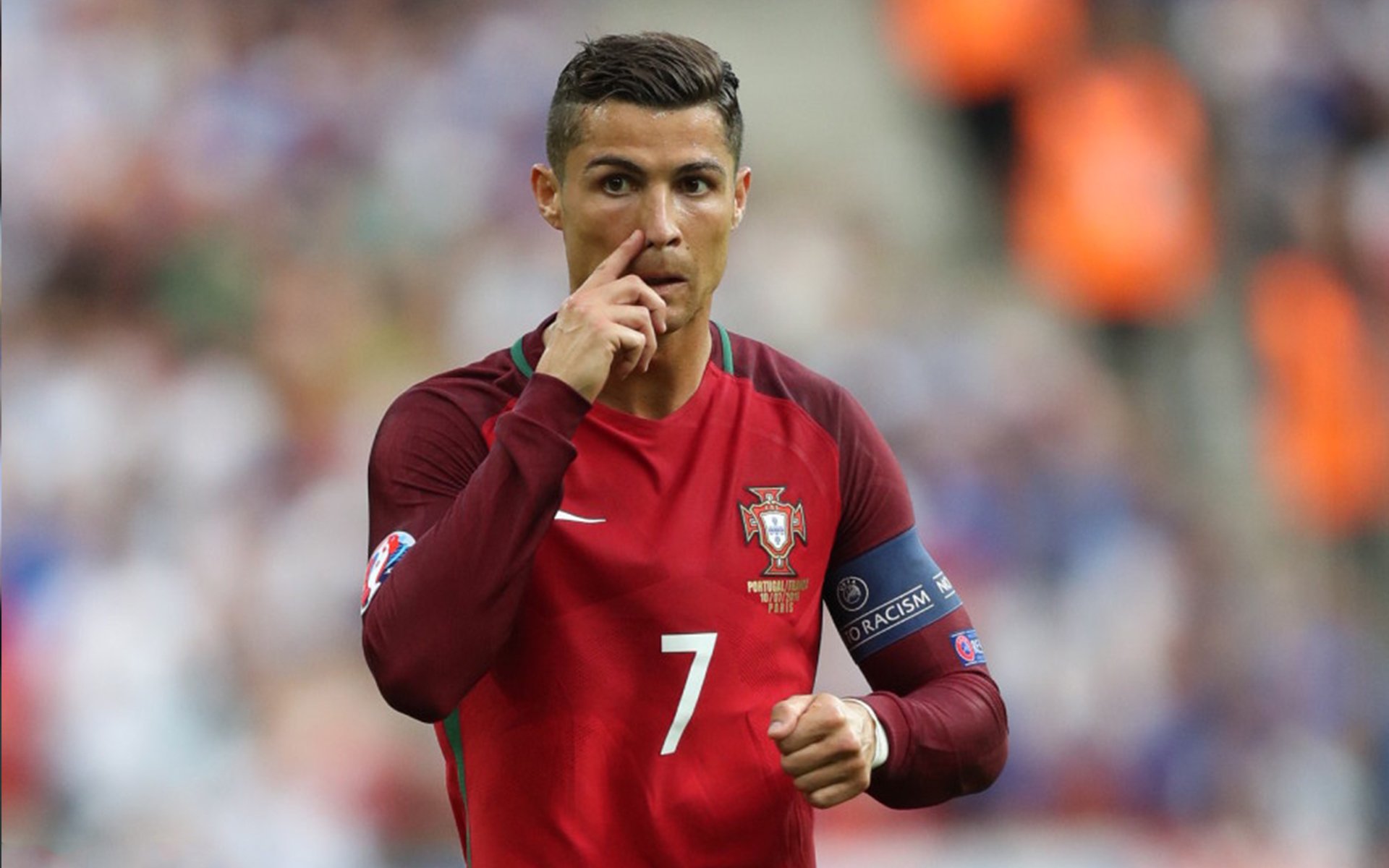 体育晨报，北京队末节掀翻凯尔特人，库里三分纪录再刷新