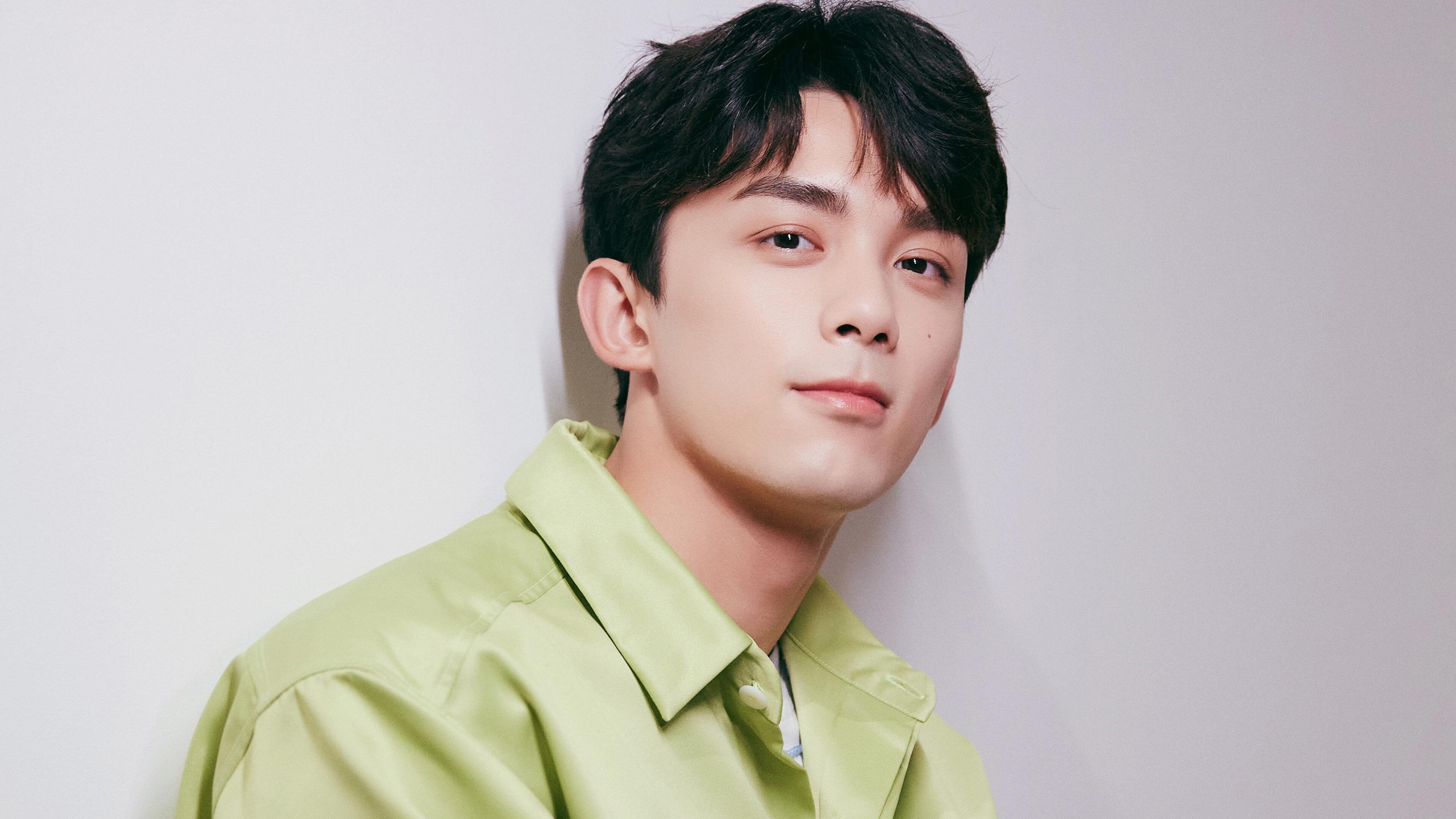 体育晨报，北京队末节掀翻凯尔特人，库里三分纪录再刷新