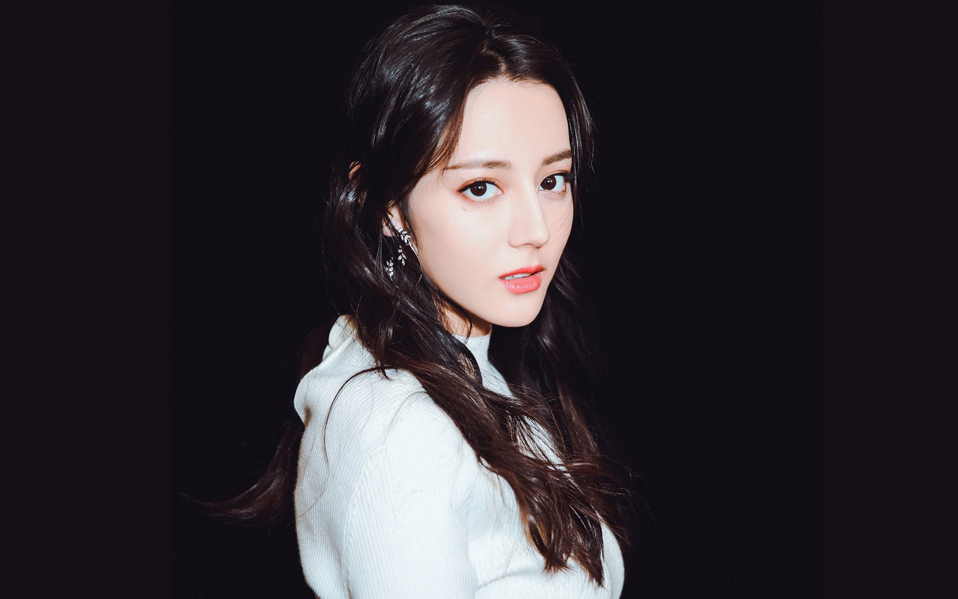 开云体育APP下载-宿敌新章，布伦森冠军级表现刺穿绿衫军，湖人王朝回响何在？