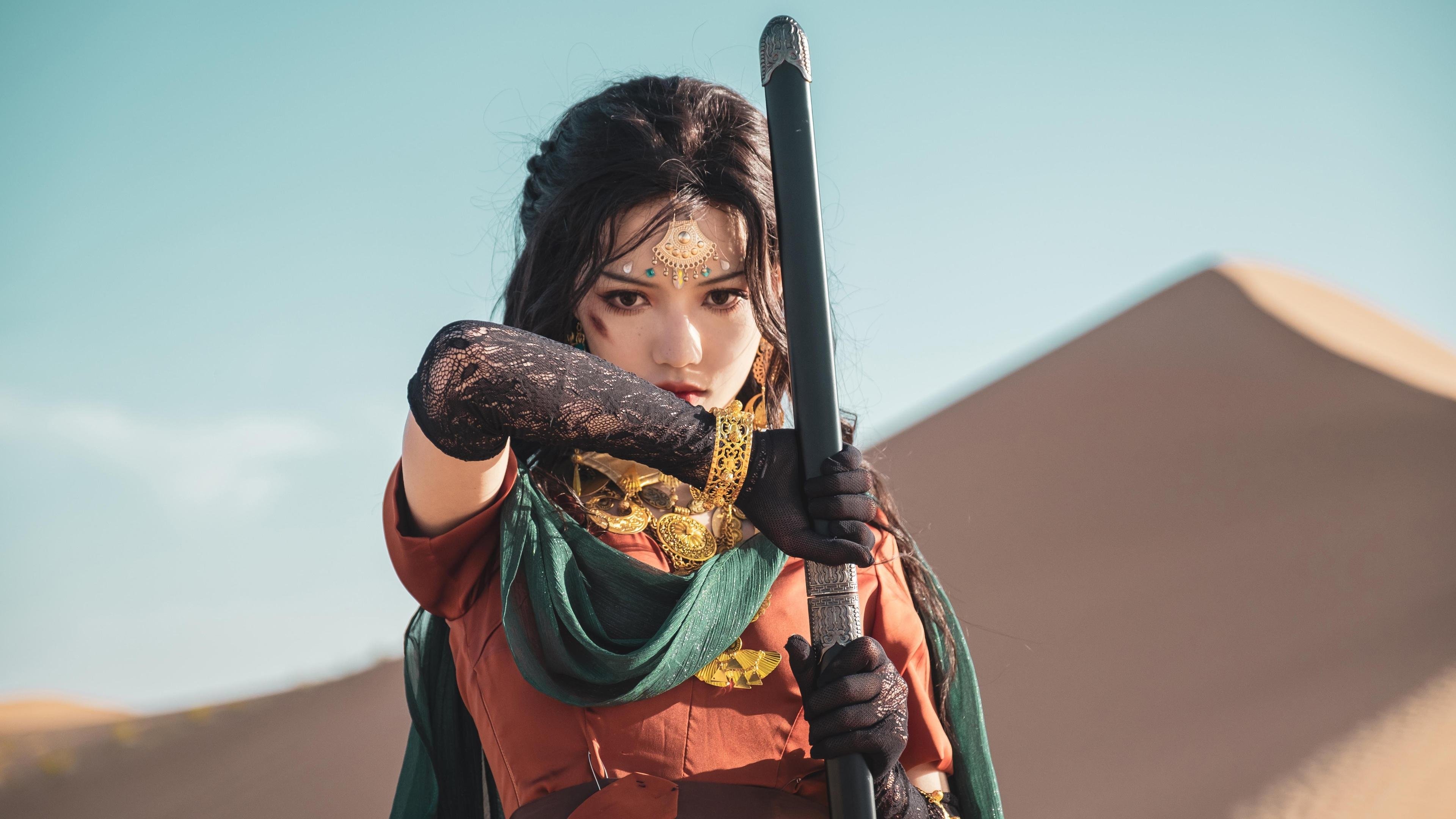 开云体育下载-F1新赛季揭幕战点燃激情，深圳队争冠战力克马刺创历史