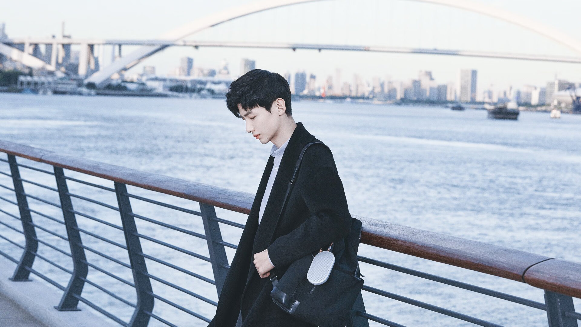 西甲国家德比之夜，莱奥制胜一球定乾坤