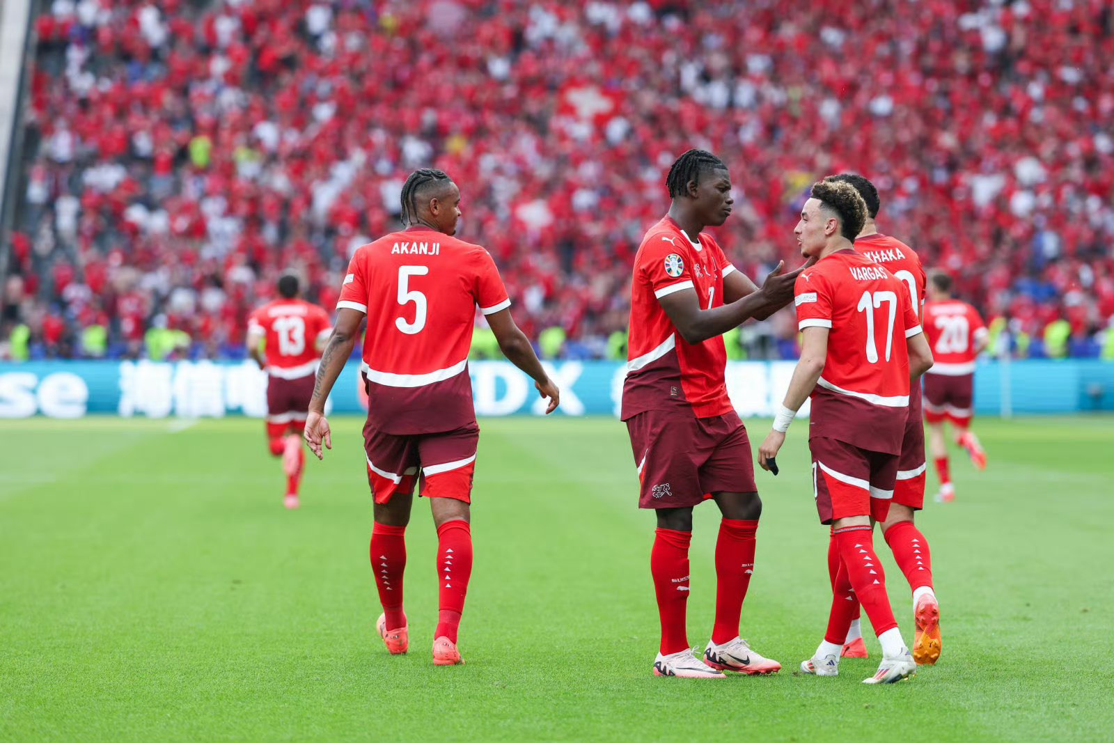 开云平台-雷霆对阵雄鹿，小贾伦在焦点战证明自己