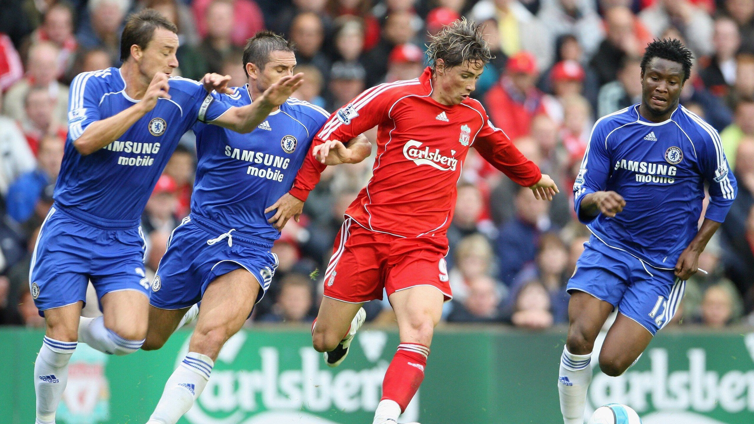 阿什拉夫攻防两端统治全场，委内瑞拉对阵墨西哥的战术焦点